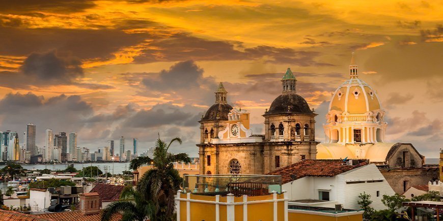Solnedgang over Cartagenas tage i Colombia