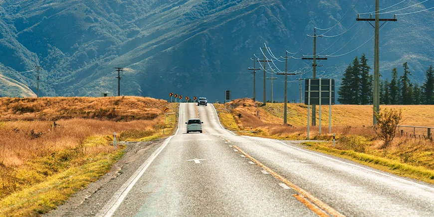 Biler kører i venstre side i New Zealand