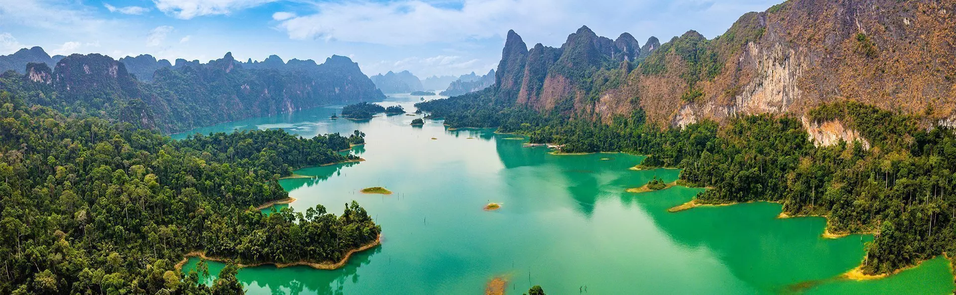 Cheow Lan-søen i Khao Sok, Thailand